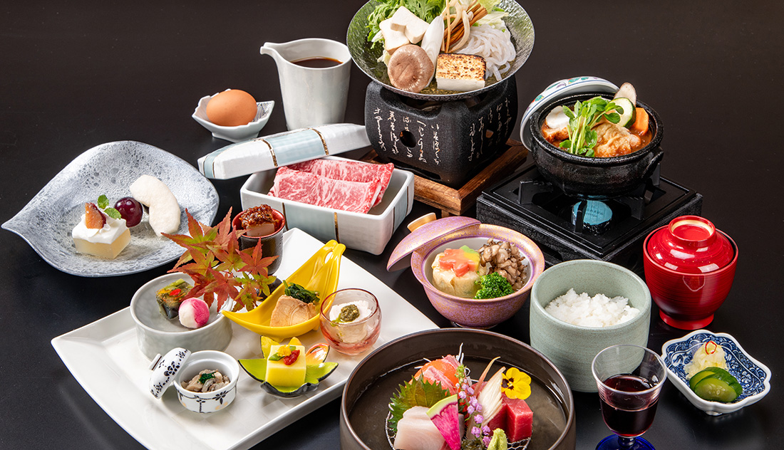 旬の味覚を味わう季節の彩り木暮会席膳