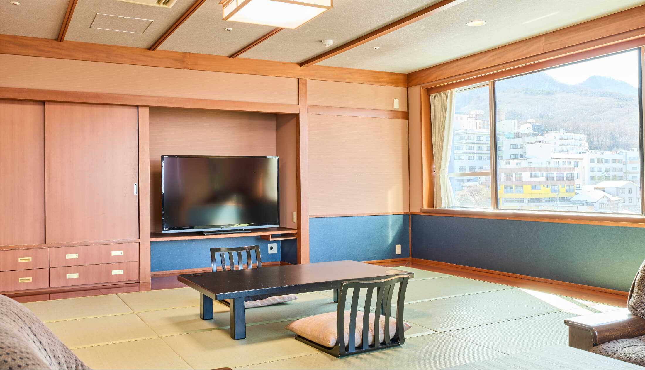 60インチの大型テレビ